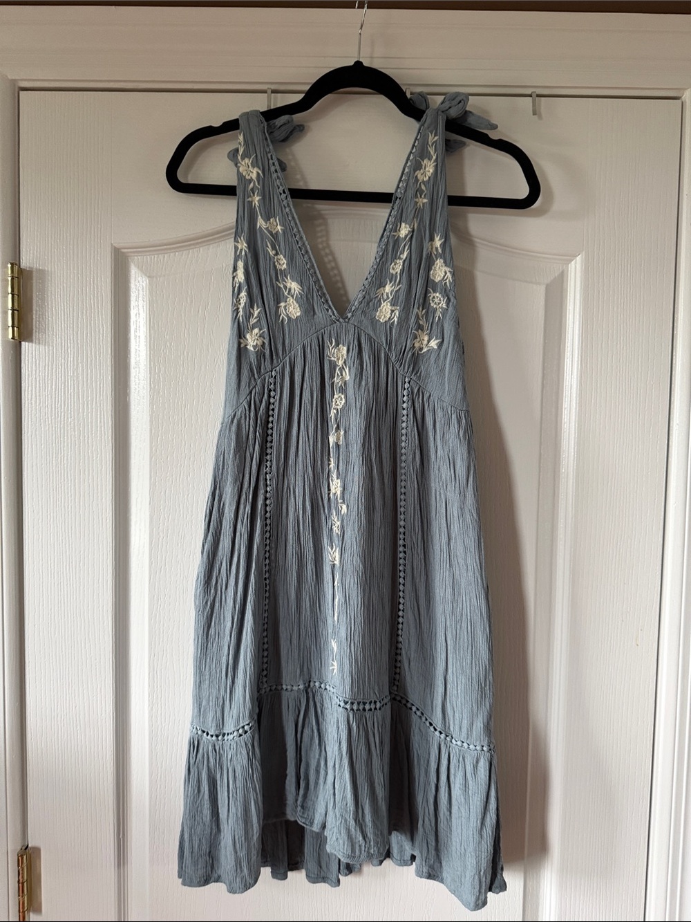 Jessica Simpson Blue Embroidered Tie-Shoulder Mini Dress